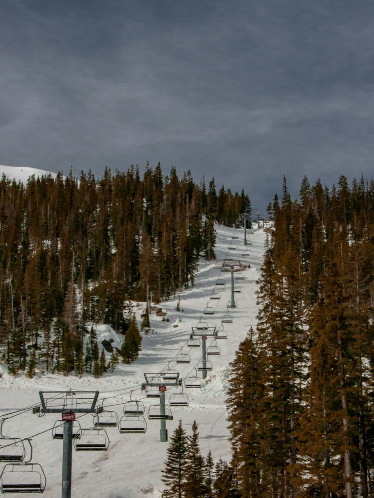 A chair lift at one of the best New Mexico ski resorts.