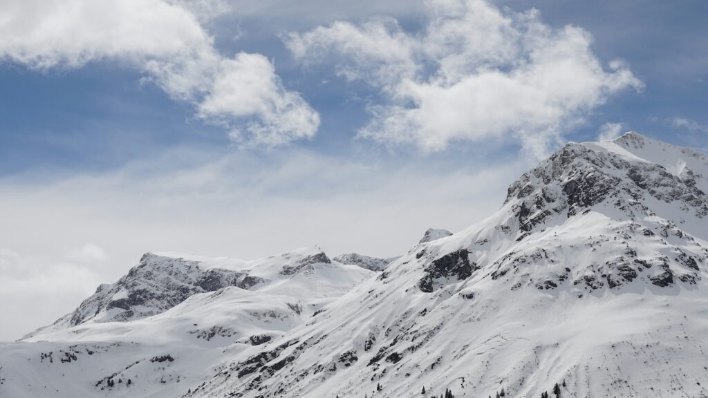 Snow covered mountains at Lech.